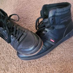 Men's Levi's Shoes Size 13 