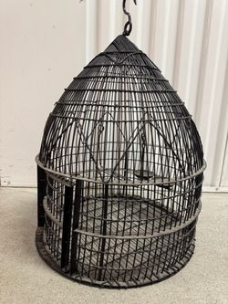 Black Steel Hanging Birdcage
