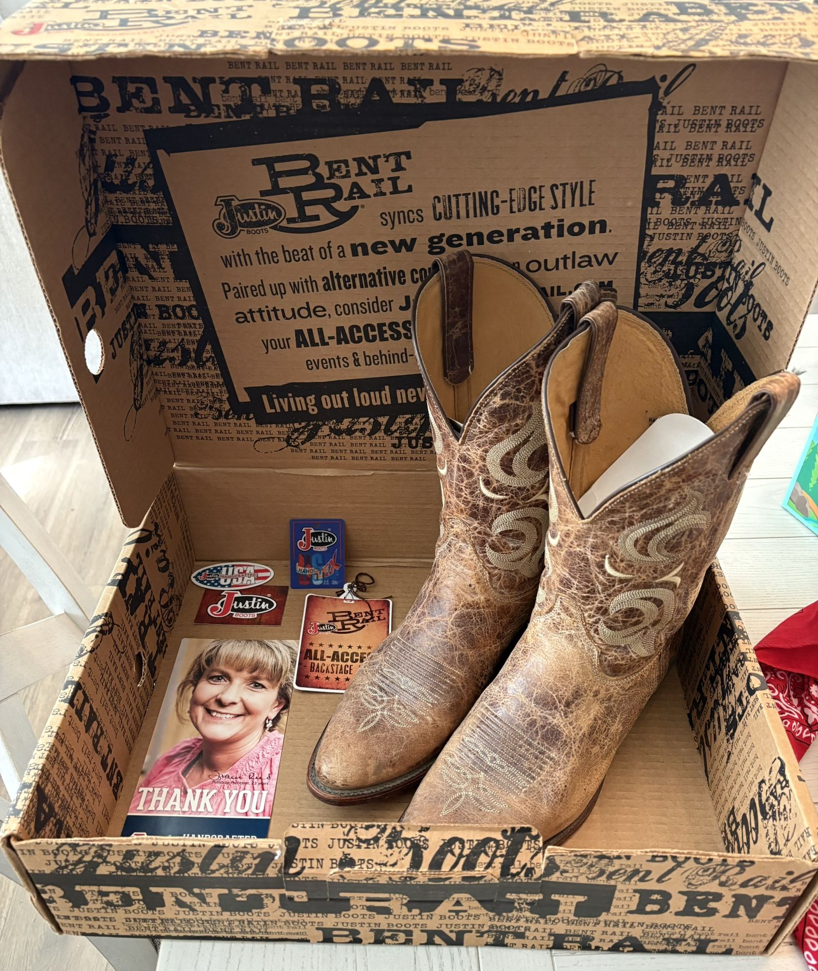 Justin Boots (men’s Size 10 1/2) Puma tan