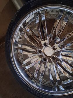Velocity Rim 5 lug/ Tires 265 35Z R22