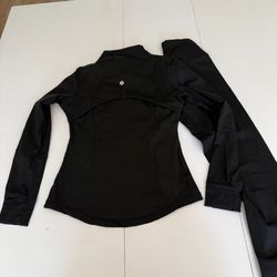 Luxury Athleisure Set – Size 6 | Black (Top + Bottom)