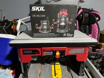 Skil 14 AMP router with Table