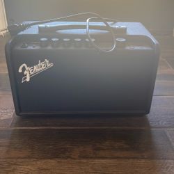 Fender Mustang LT40s