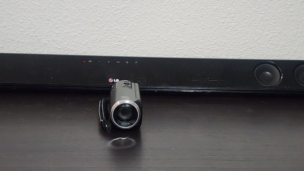 HC-V180K Full HD Camcorder by Panasonic