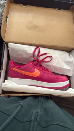 Hot Pink Nike Shoes