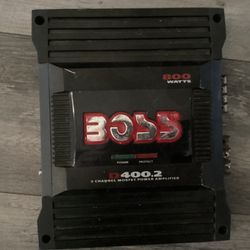 Boss 800 W two channel