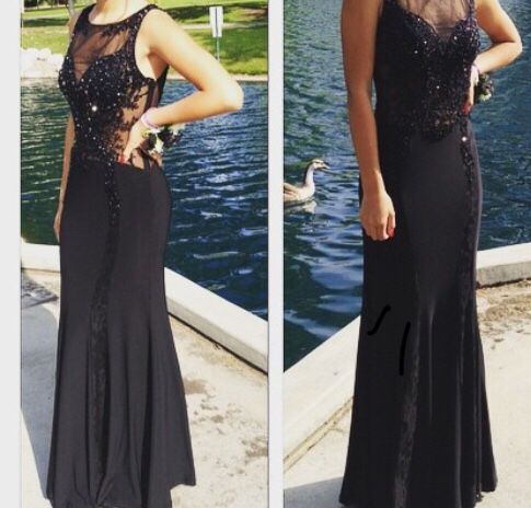 Homecoming/ Black Prom dress Size 4 wore once