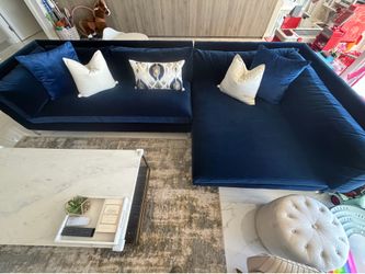 RH COUCH