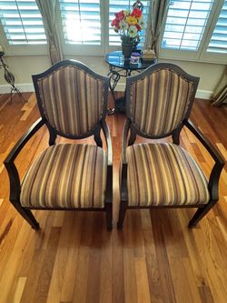 Accent Chairs