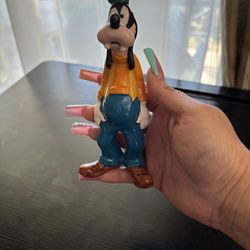 Goofy figurine