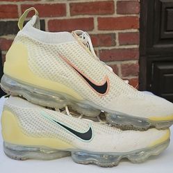 Nike Air VaporMax 2021 Flyknit Mismatched Swoosh White Yellow DQ7633-100 Sneaker size 11M