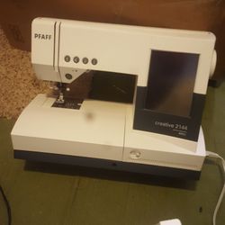 PFAFF 2144 EMBROIDERY AND SEWING MACHINE 