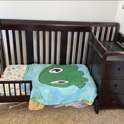 4-In-One Crib