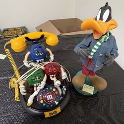 M&M PHONE AND DAFFY DUCK 