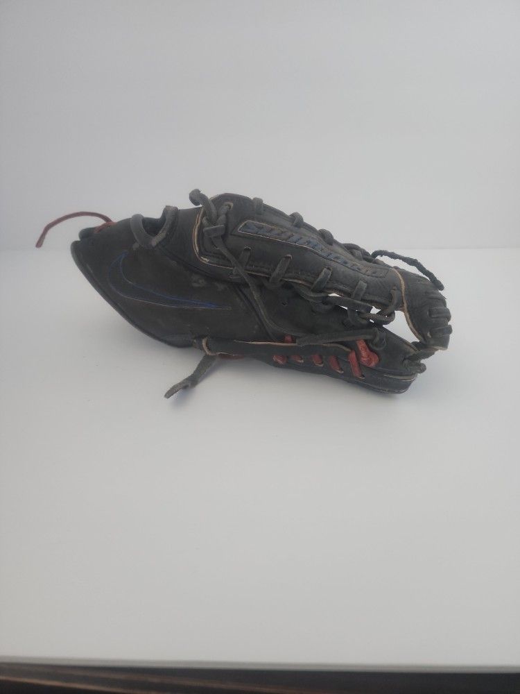 Vintage Swingman Nike Glove 10 Inch