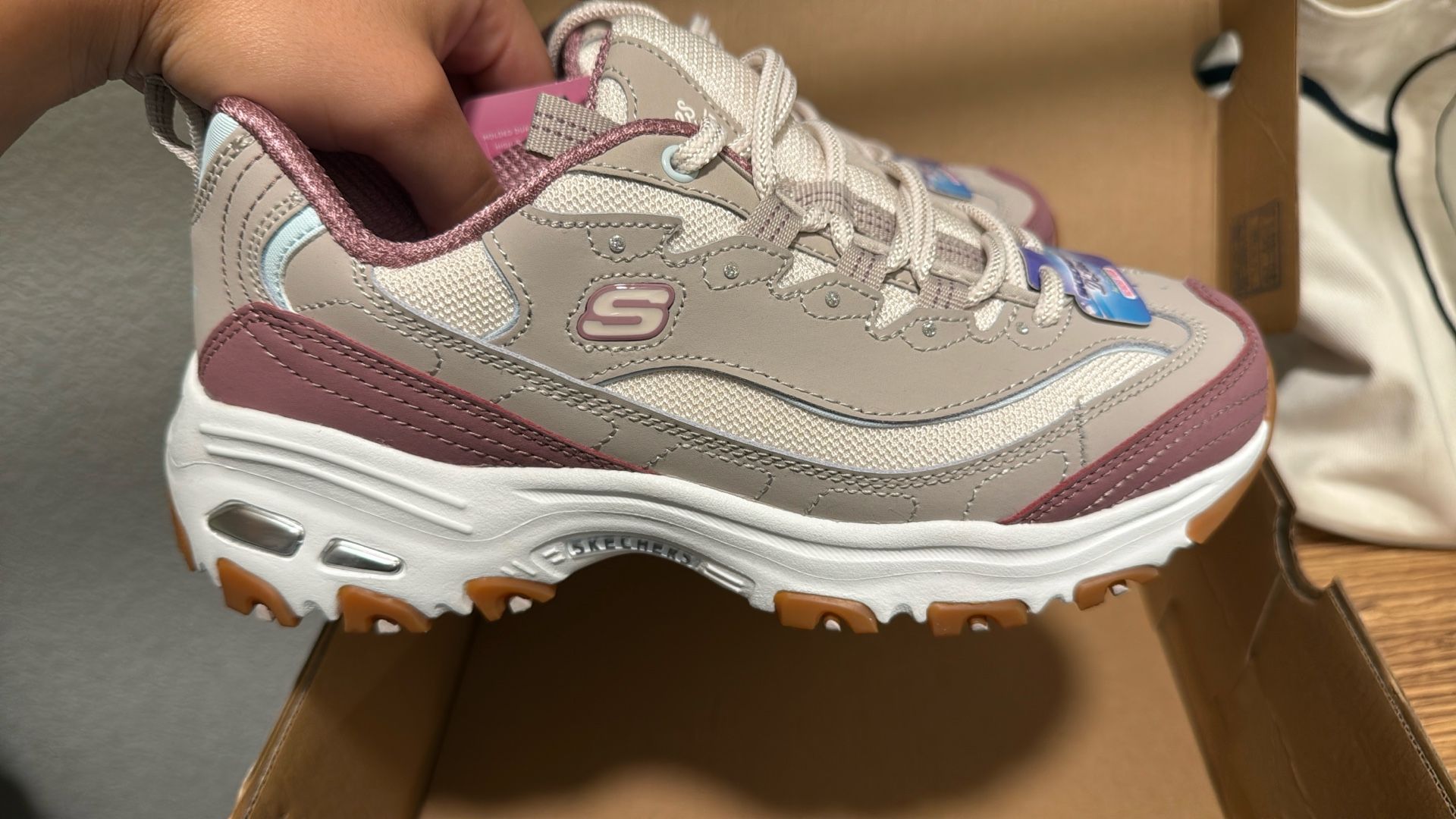 Skechers D’lites Original size 7 Women’s