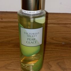 Victoria’s Secret pear Glacé Perfume