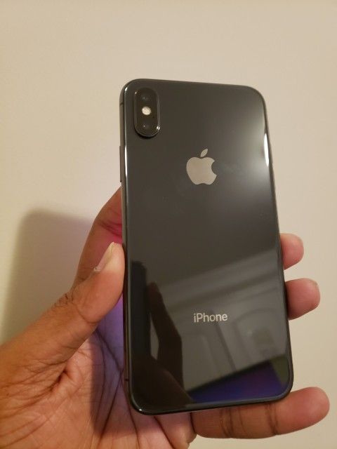iPhone X , Factory Unlocked, Excellent Condition Like New