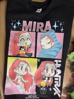 Huntrix custom r shirts