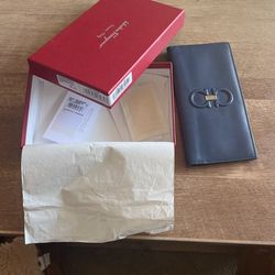 salvatore ferragamo Wallet 