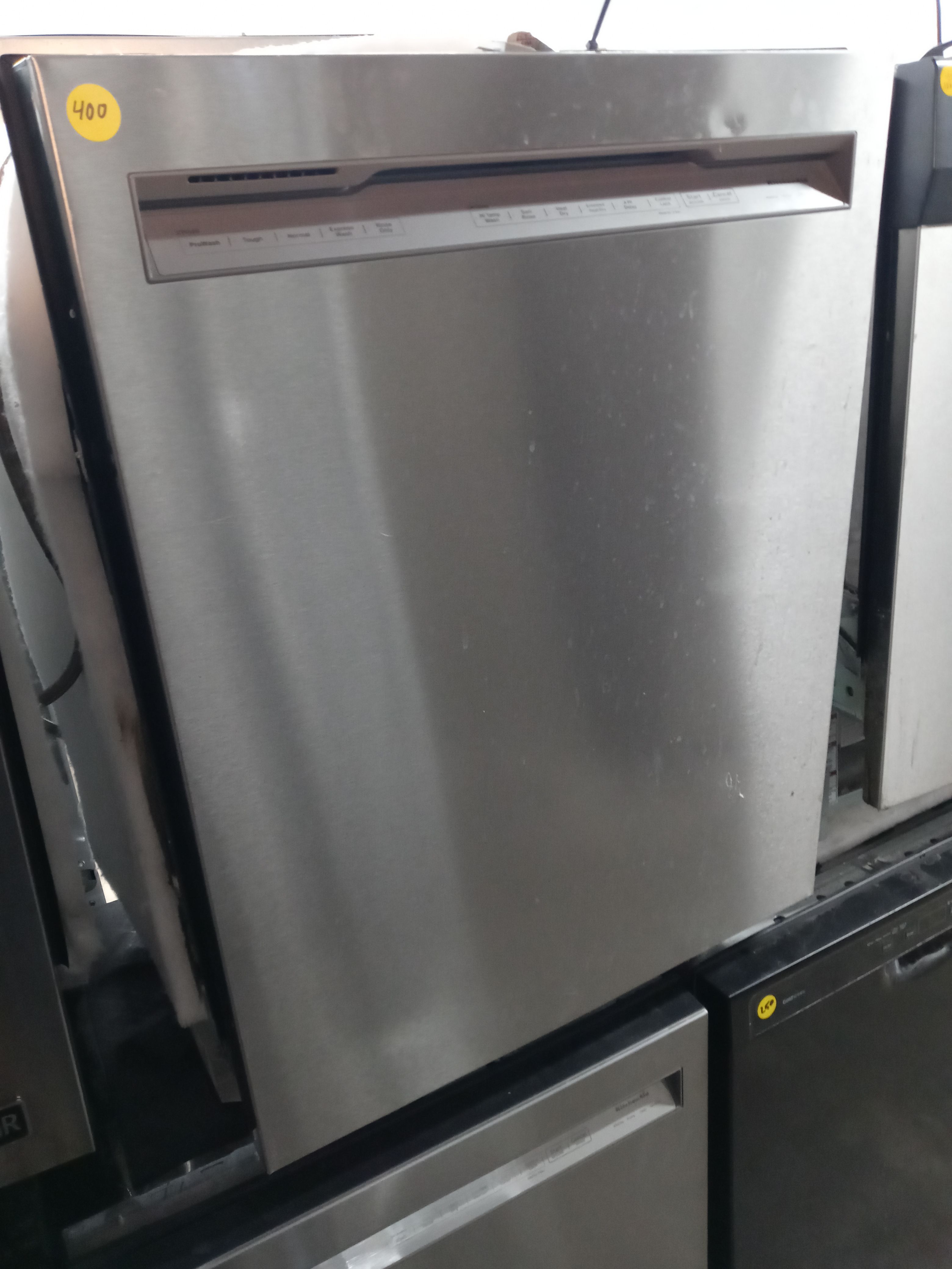 KitchenAid stainless steel dishwasher with 3rd rack and stainless tub - Free delivery