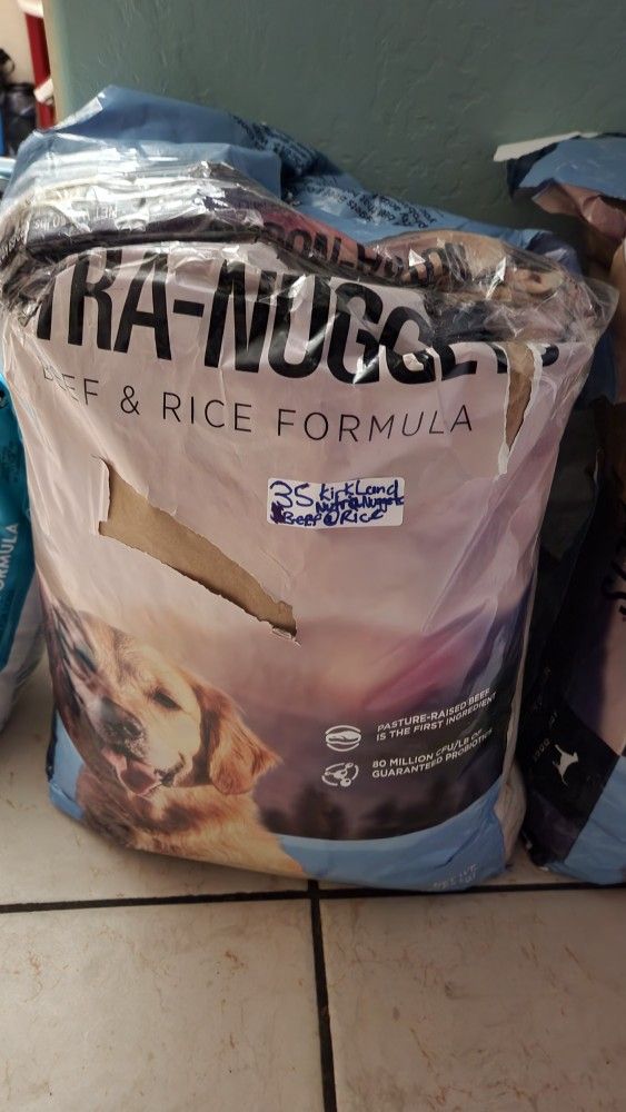 Nutra Nuggets Premium Beef & Rice Dog Food