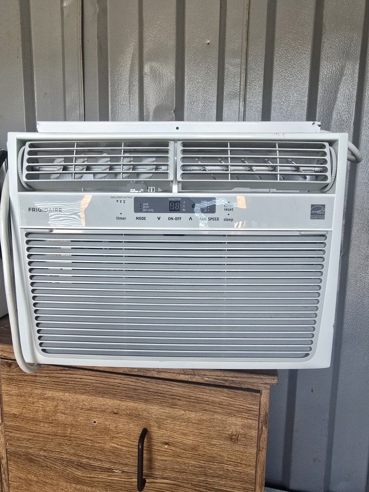 2 Windows Air Conditioner 10K And 12K