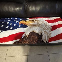 EAGLE. FLAG  BEACH TOWEL NEW