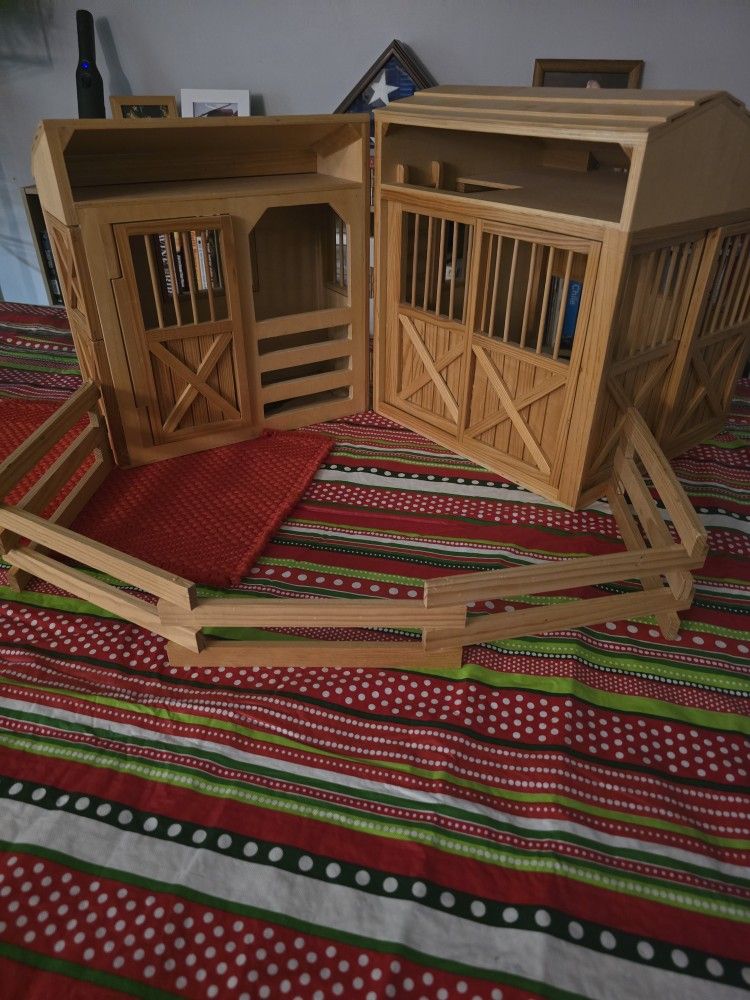 Folding Horse Barn - Children's Toy