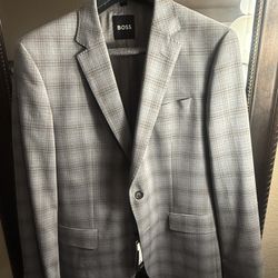 HUGO BOSS SUIT 42R W34-36