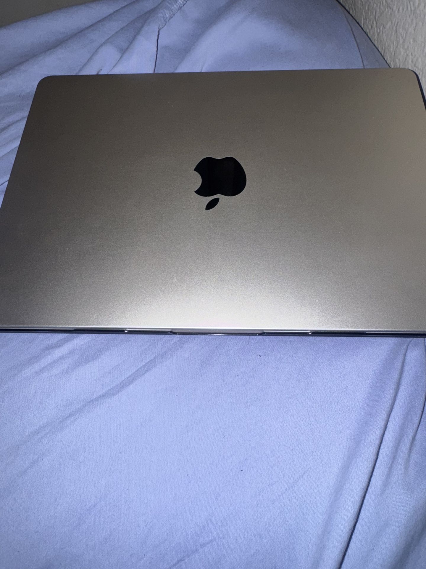 Apple MacBook Air M2