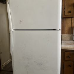 Frigidaire refrigerator