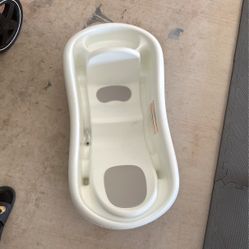 Baby bathtub