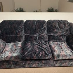 Couches with pillows included 