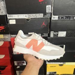 DS New Balance 327 Rain Cloud Vibrant Orange size 9.5 