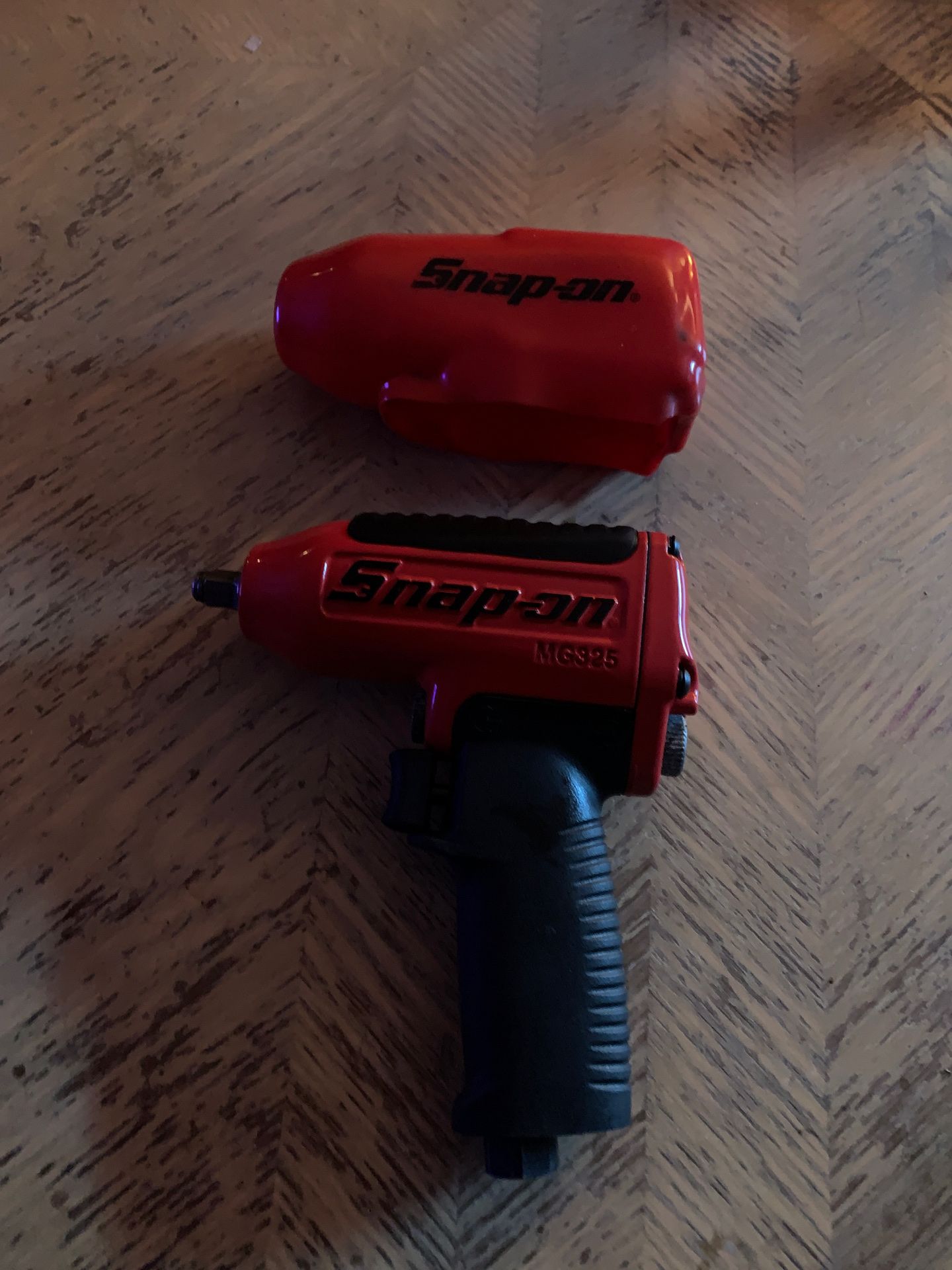 Snap on 3/8 air gun