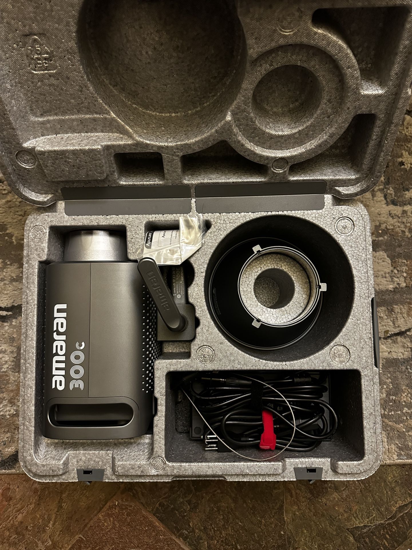 Aputure Amaran 300c Studio Light (NEED TO SELL ASAP)