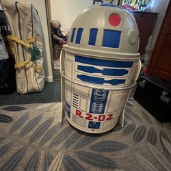R2 D2 Star Wars Toy Box
