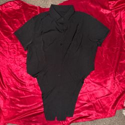 Black Short Sleeve Button-Up Shirt