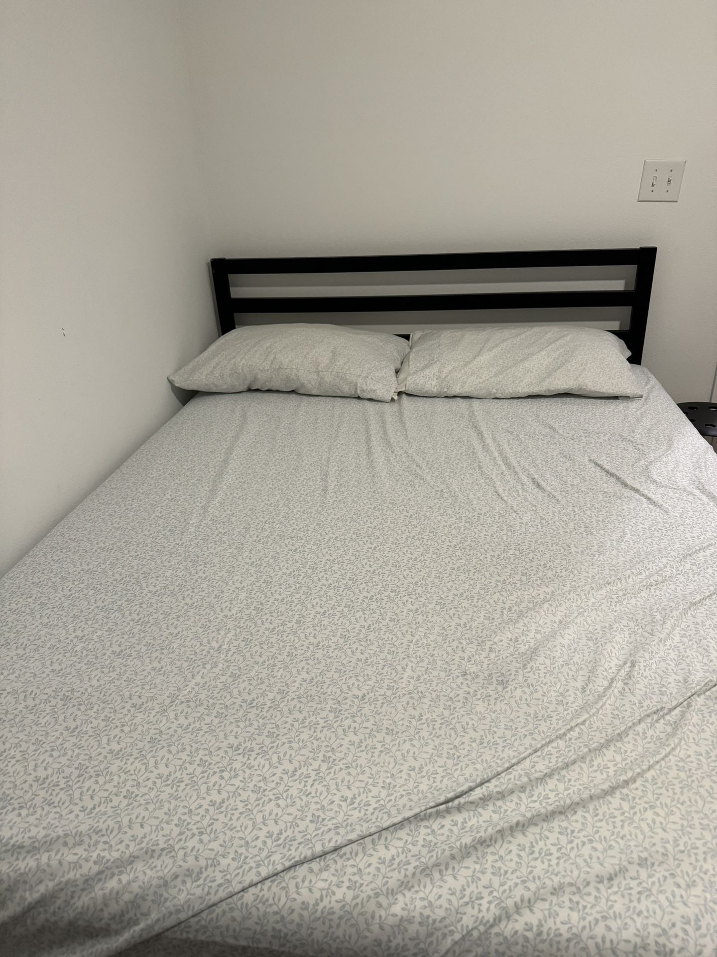 Queen Bed Frame Used 