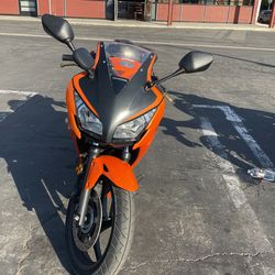 2016 Honda Cbr300r