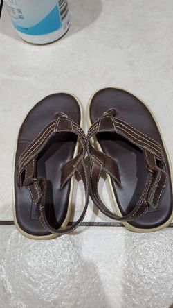 Baby gap sandals