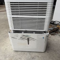 Keystone Dehumidifier 