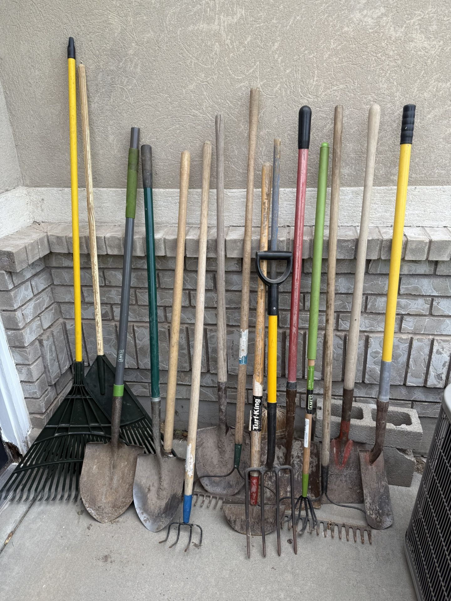 Shovels, Rakes, Yard Tools