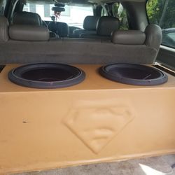 Rockford fosgate 15s P3 System With Amplifier,  5 Farad Capacitor,  And Distribution Block