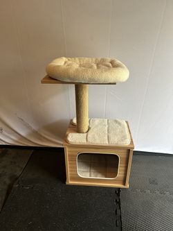 Cedar Cat Tree