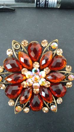 Scarf pin