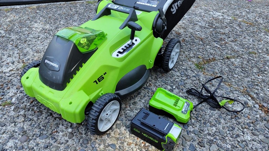 Greenworks 40V 16" Cordless Push Lawn Mower, Battery and Charger Included