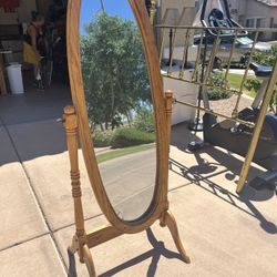 Stand Up Mirror