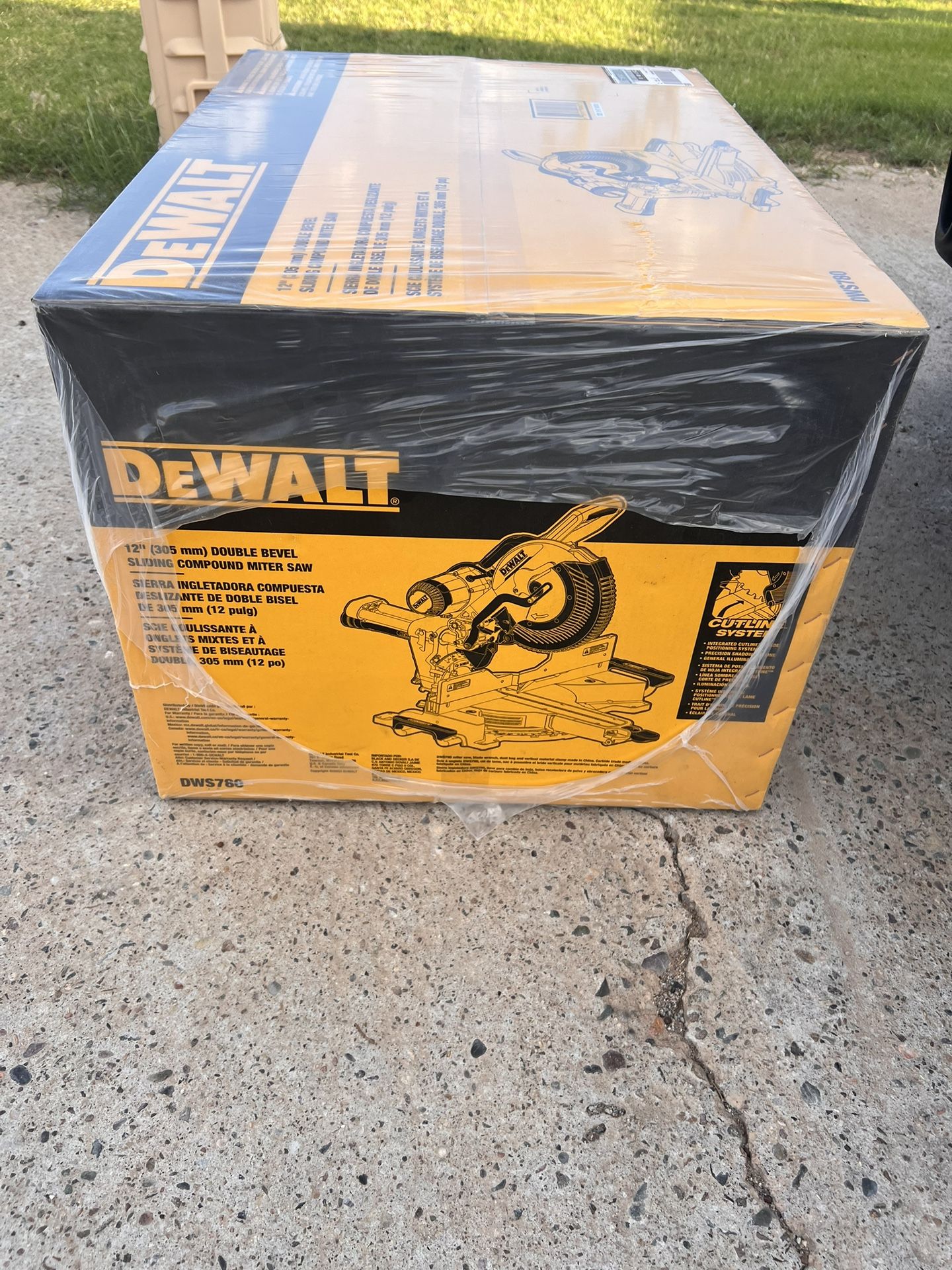 Dewalt saw